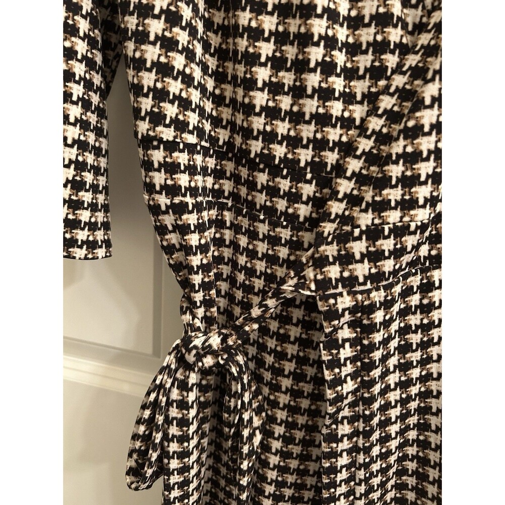 White House Black Market Black Tan Floral Houndstooth Reversible Wrap Dress Sz M - Picture 5 of 8